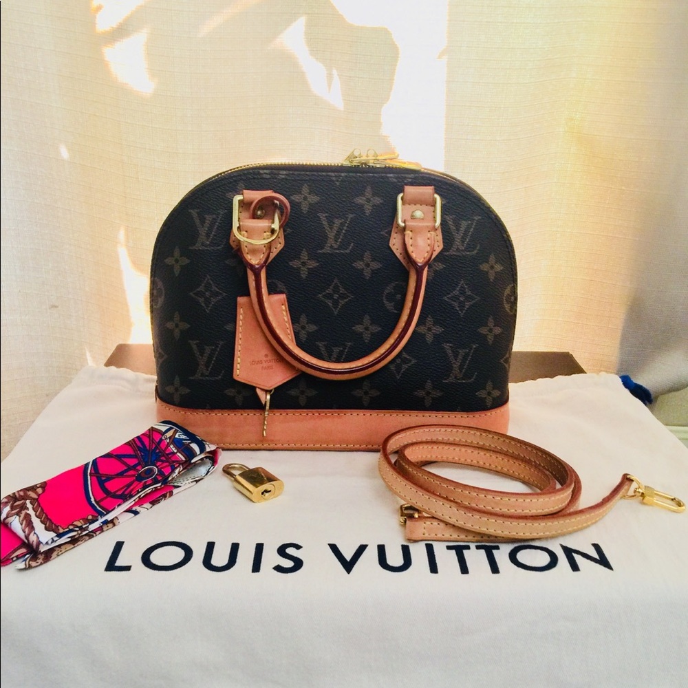 💯% Authentic Alma Bb in monogram. - Picture 2 of 8